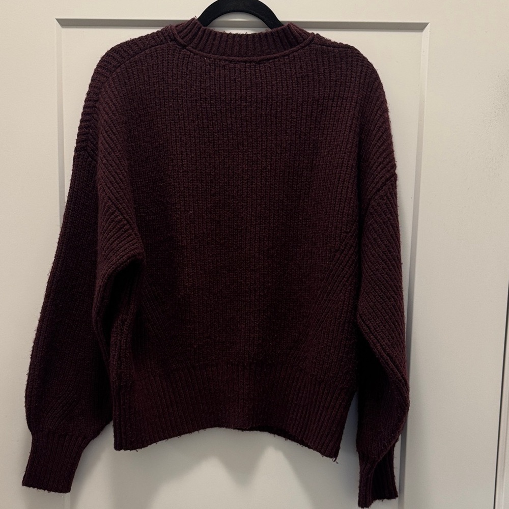 Time and Tru Maroon Knit Sweater. L - Picture 3 of 3